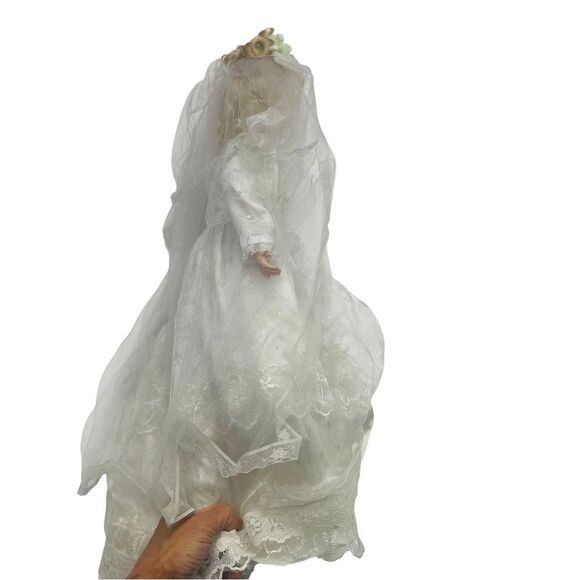 Bride Porcelain Doll - Picture 6 of 9